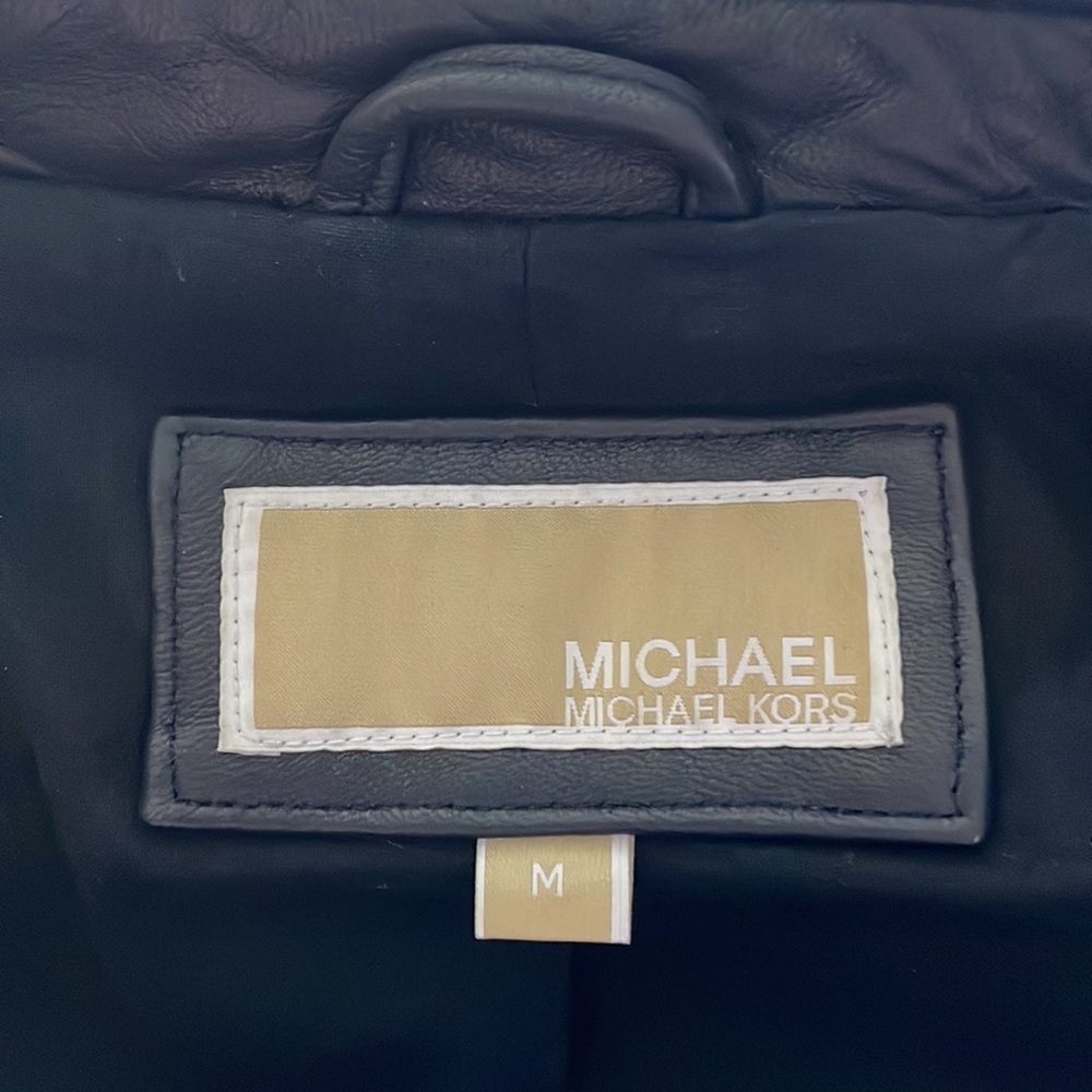 Michael Kors Navy Leather - Picture 3 of 5